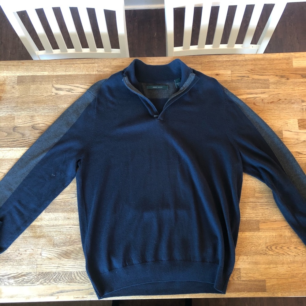 Perry Ellis Pull over quarter zip sweater Large